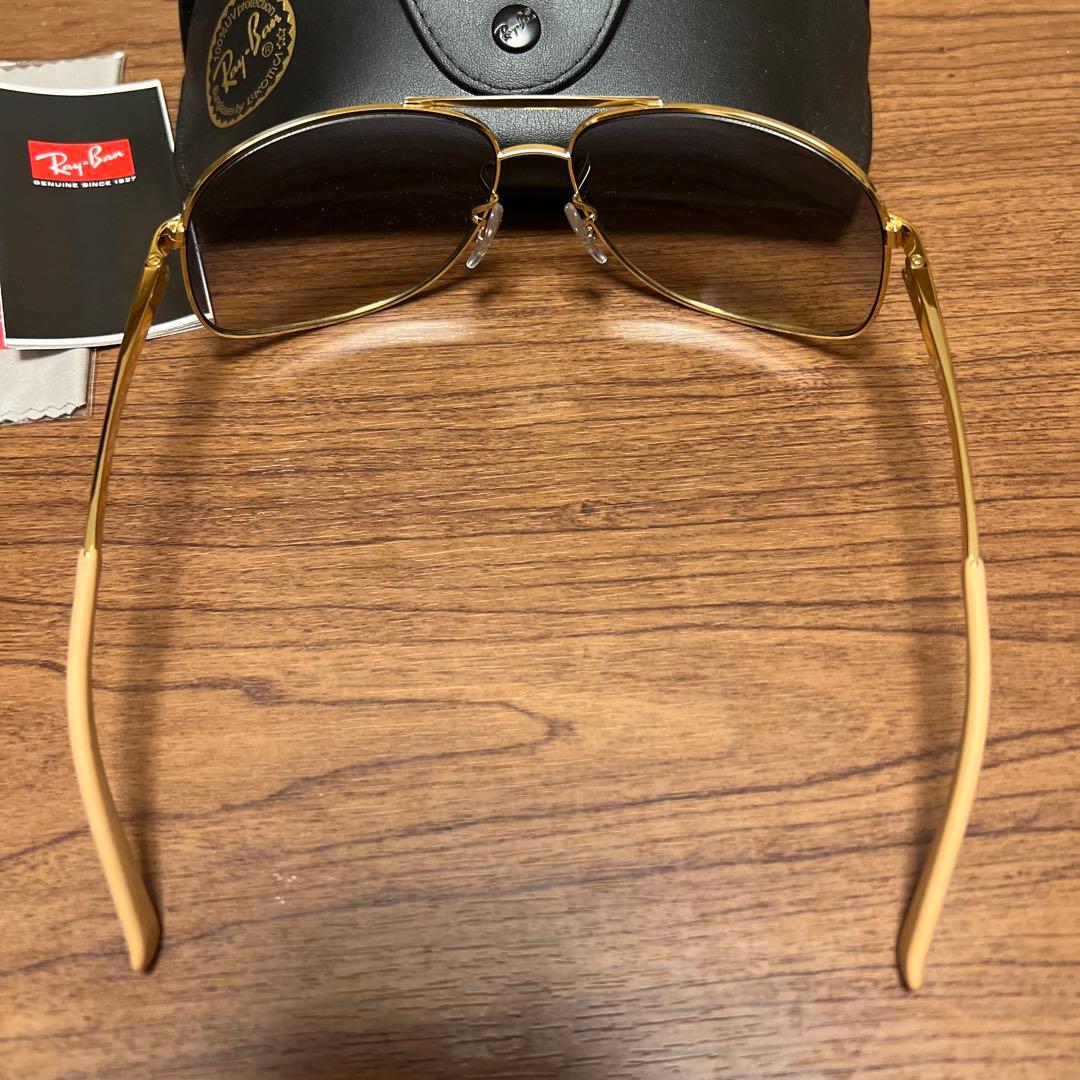 曆　レイバン RB3387-077 7B 美品　レアモデル