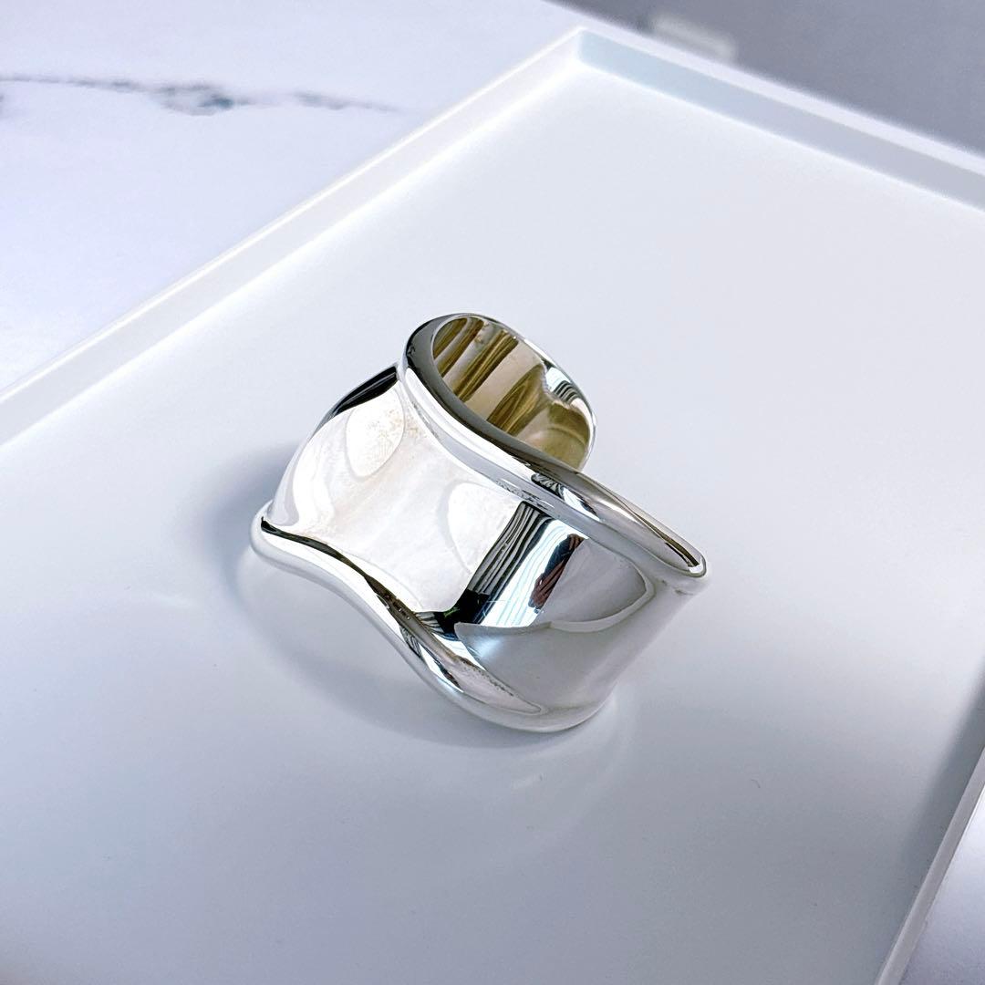 【美品】ティファニー　エルサペレッティ　ボーンカフ　シルバー