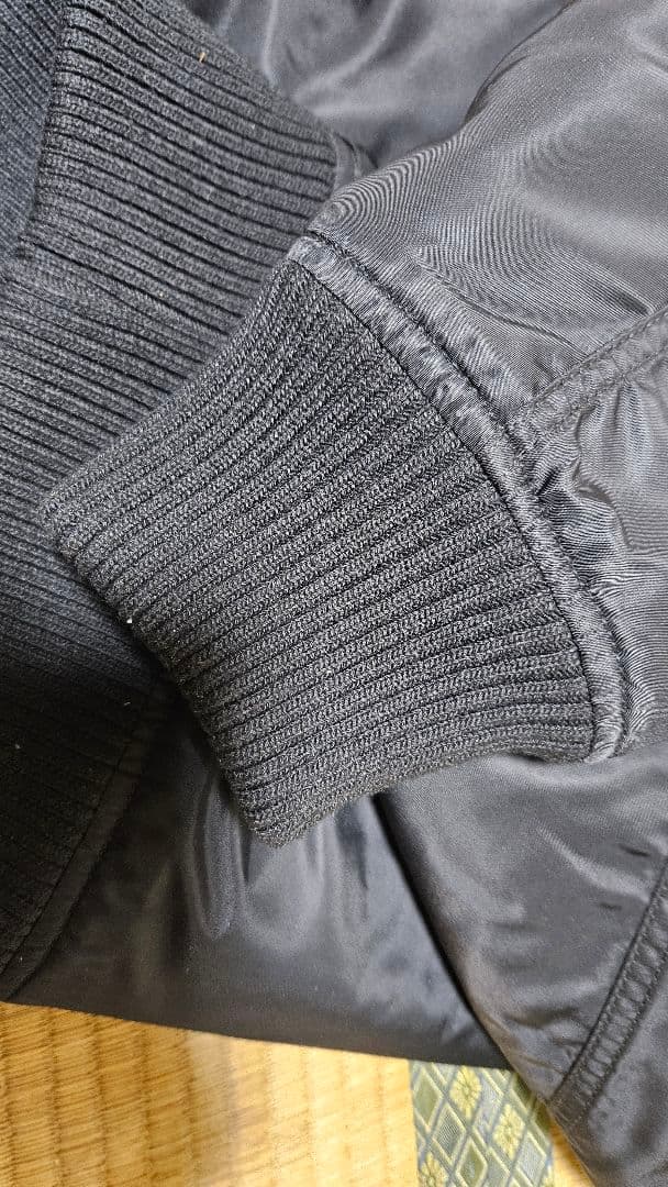 ブラック MA-1 フライトジャケットアルファインダストリー