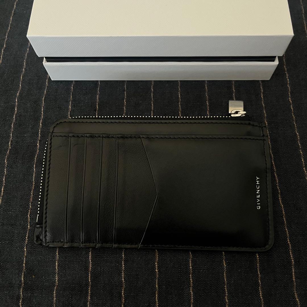 【美品】GIVENCHY ブラック カードホルダー　キーチェーン　財布