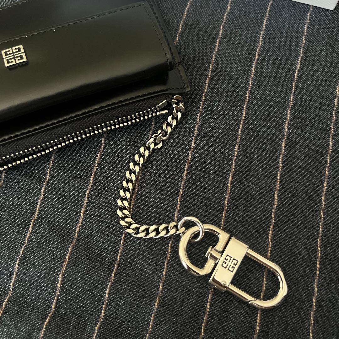【美品】GIVENCHY ブラック カードホルダー　キーチェーン　財布
