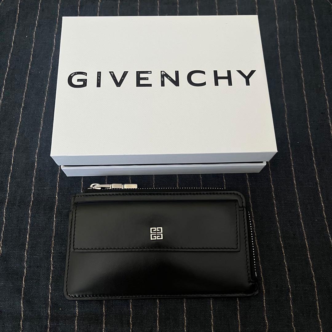 【美品】GIVENCHY ブラック カードホルダー　キーチェーン　財布