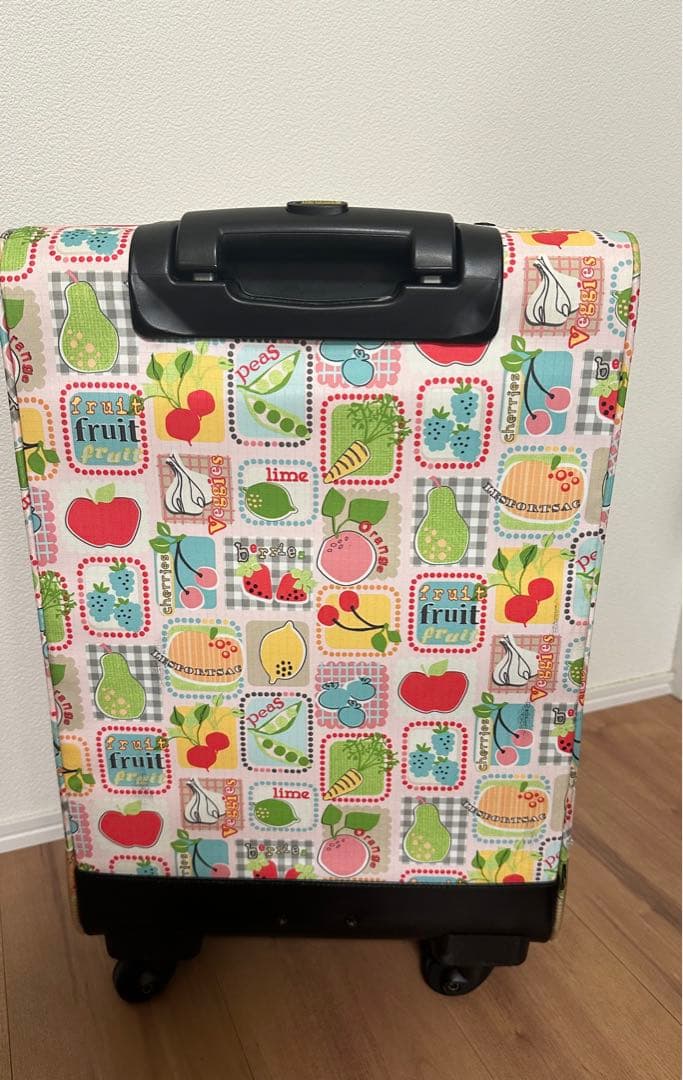 レスポートサック　キャリーケーススーツケースバッグフルーツ柄