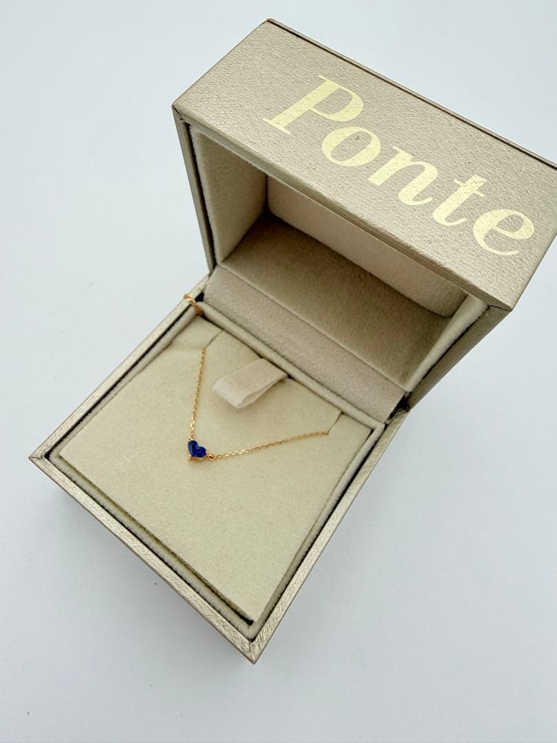 Ponte Vecchioポンテヴェキヨ ハート型サファイア K10 ネックレス