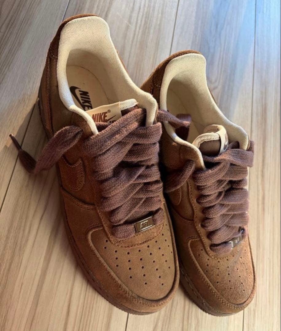 NIKE nike ナイキ　エアフォース1 ′07 カカオワオ　ウィメンズ