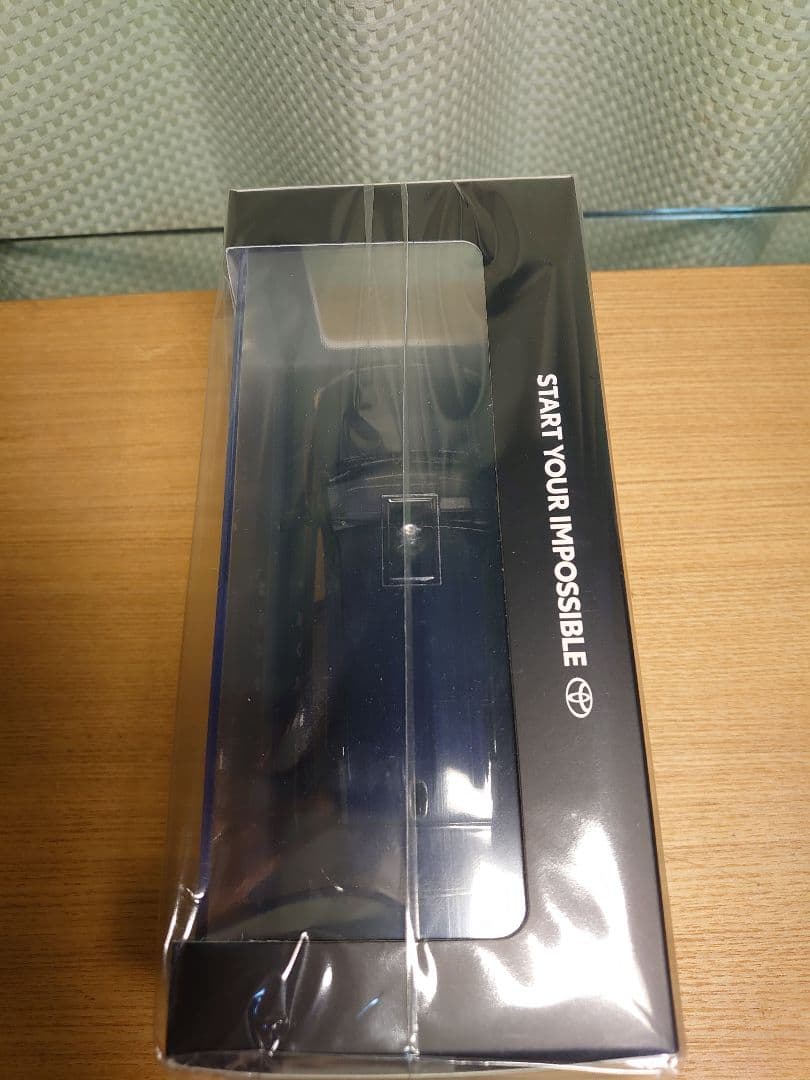 新型RAV4　Zハイブリッド　ダークブルーマイカ　カラーサンプル　1/30サイズ