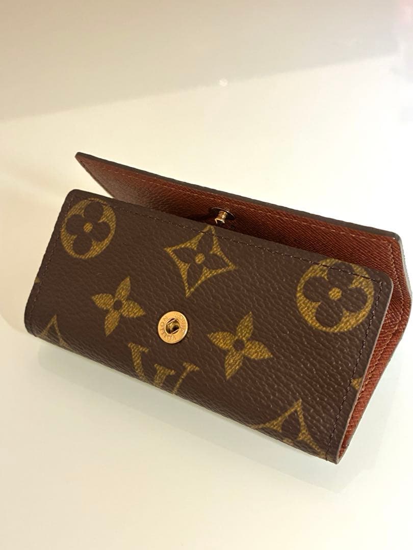 ルイヴィトンキーケース