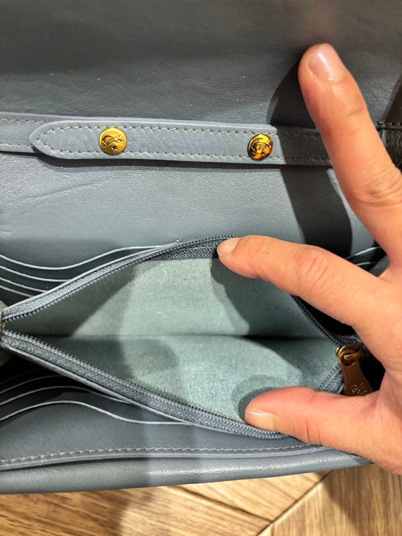 イルビゾンテ❤️お財布ショルダーほぼ未使用