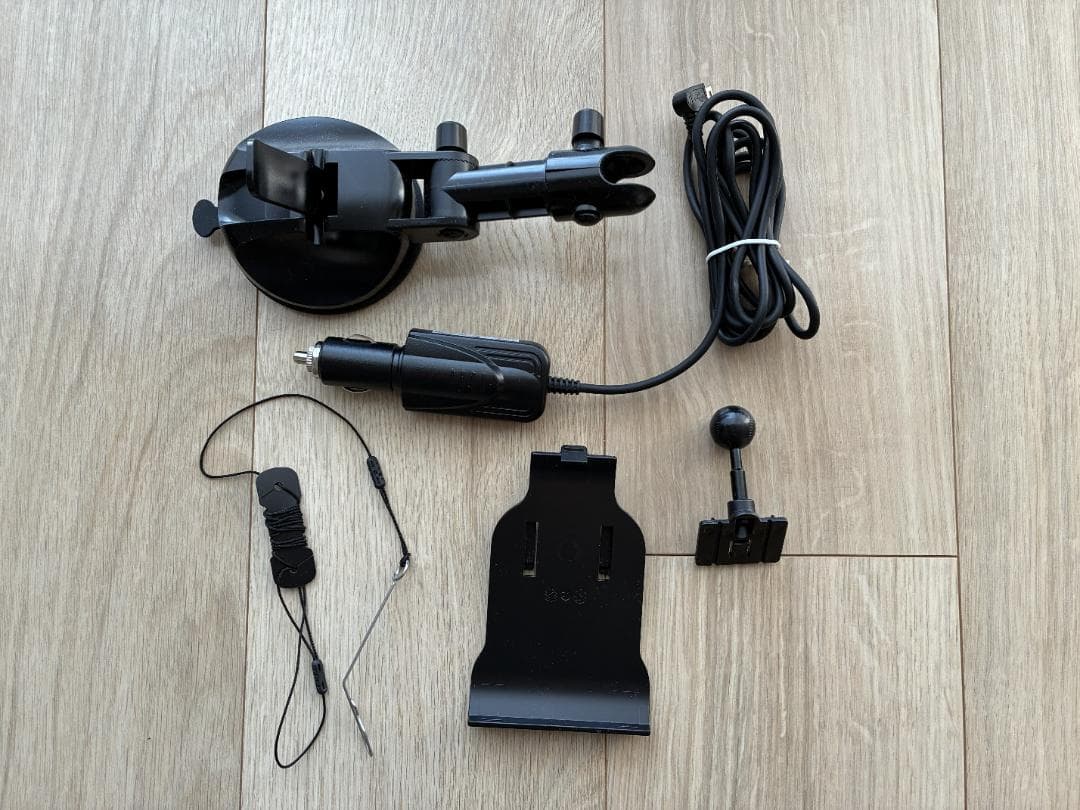 ユピテル ポータブルカーナビ MOGGY YPB747