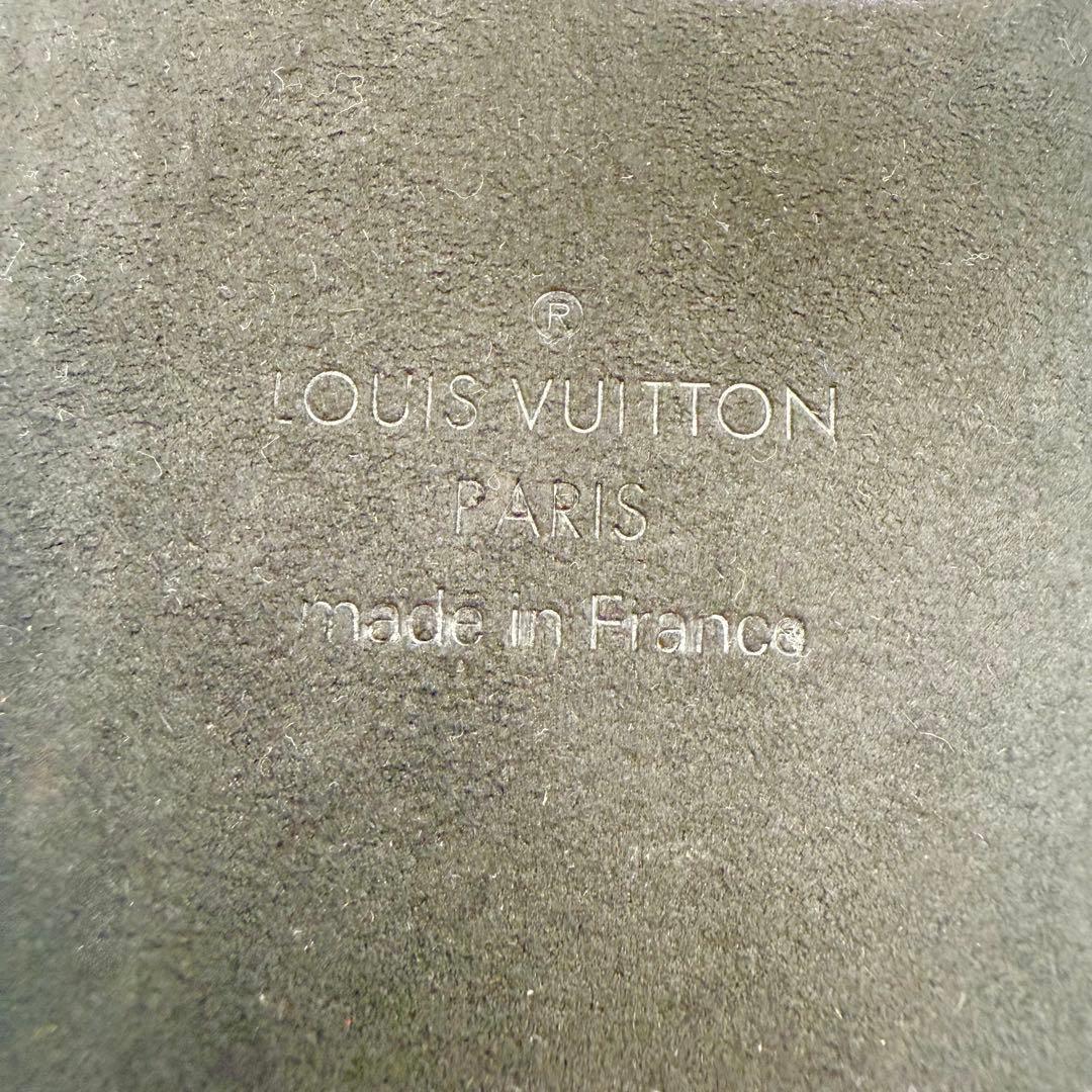 未使用級✨ LOUIS VUITTON iPhone 14pro バンパー