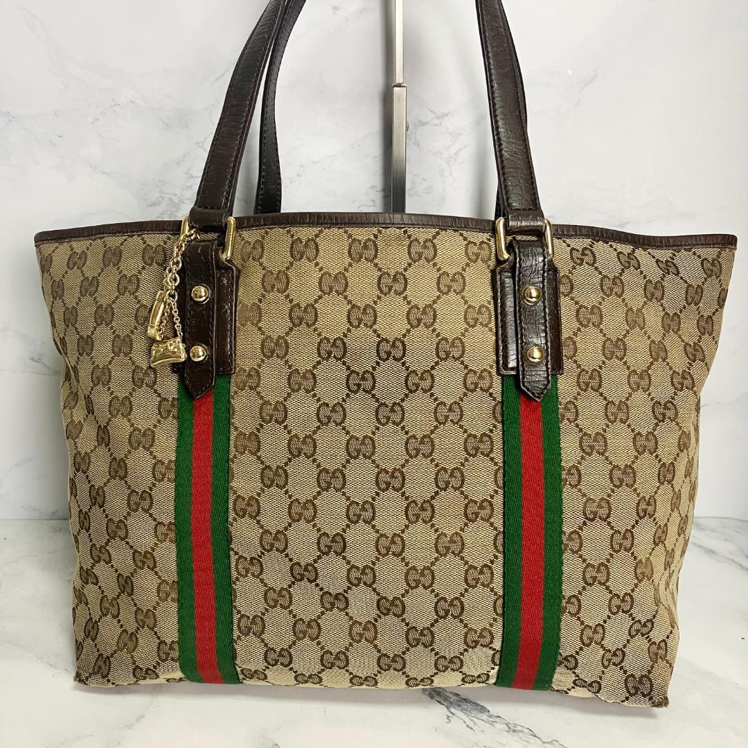 B923【人気】GUCCI★GG柄 シェリーライン トートバッグ チャーム付き