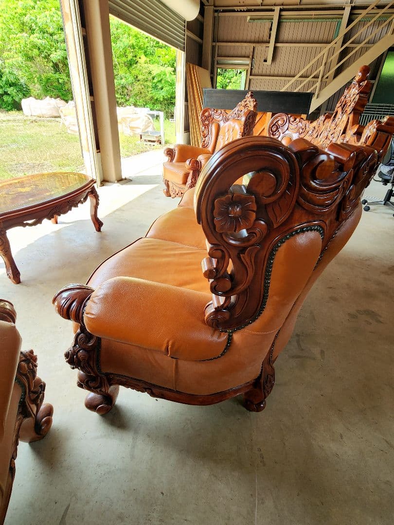 お話し中ですロココ調子アンティーク革製ソファテーブルセットヴィンテージ古道具