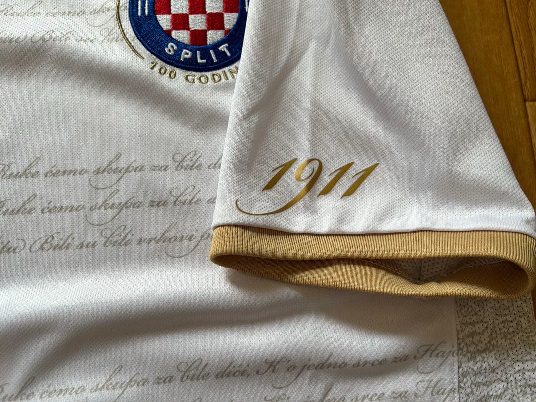 HNKハイドゥク・スプリト　ユニフォーム