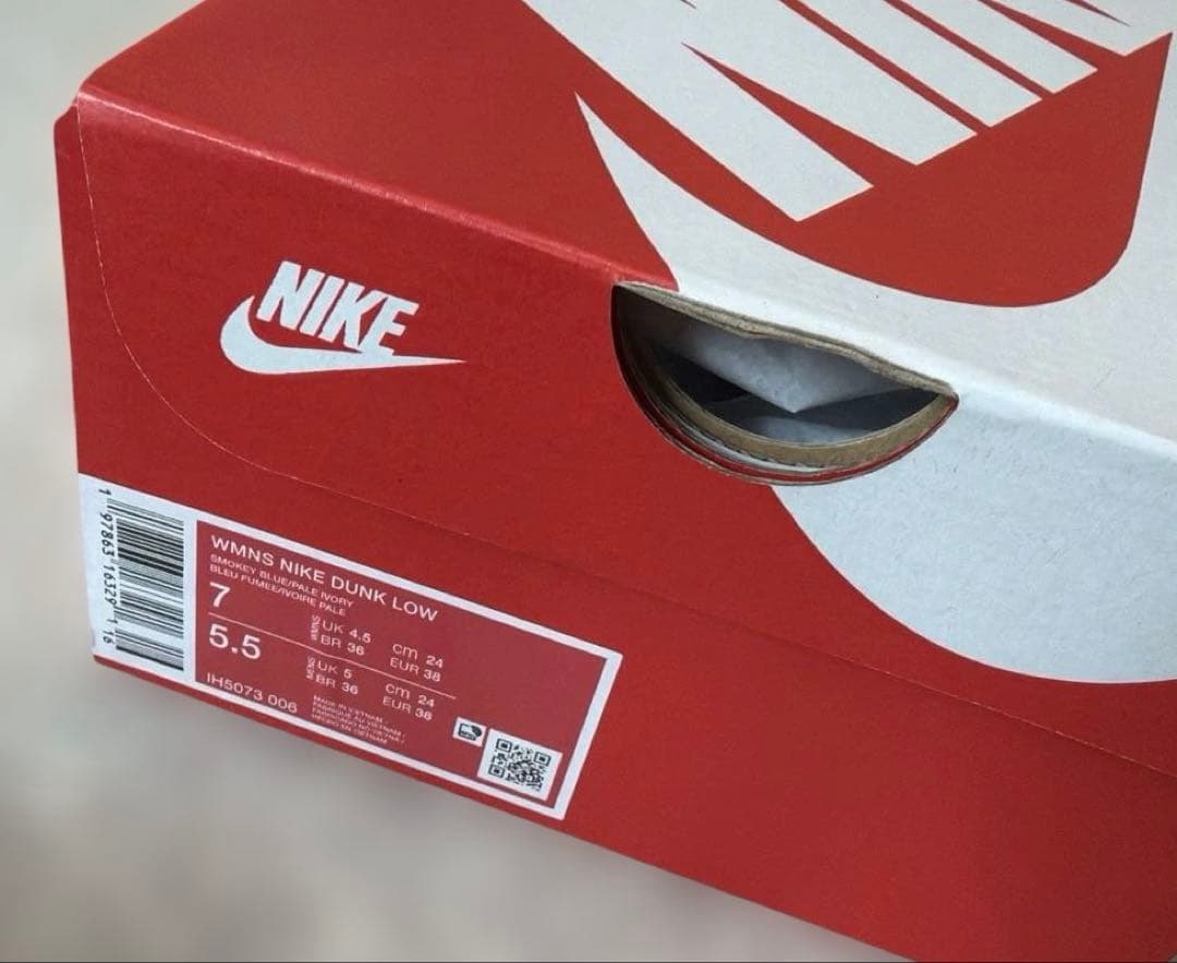 NIKE 新品未使用タグ付き　デニム　ダンクロー