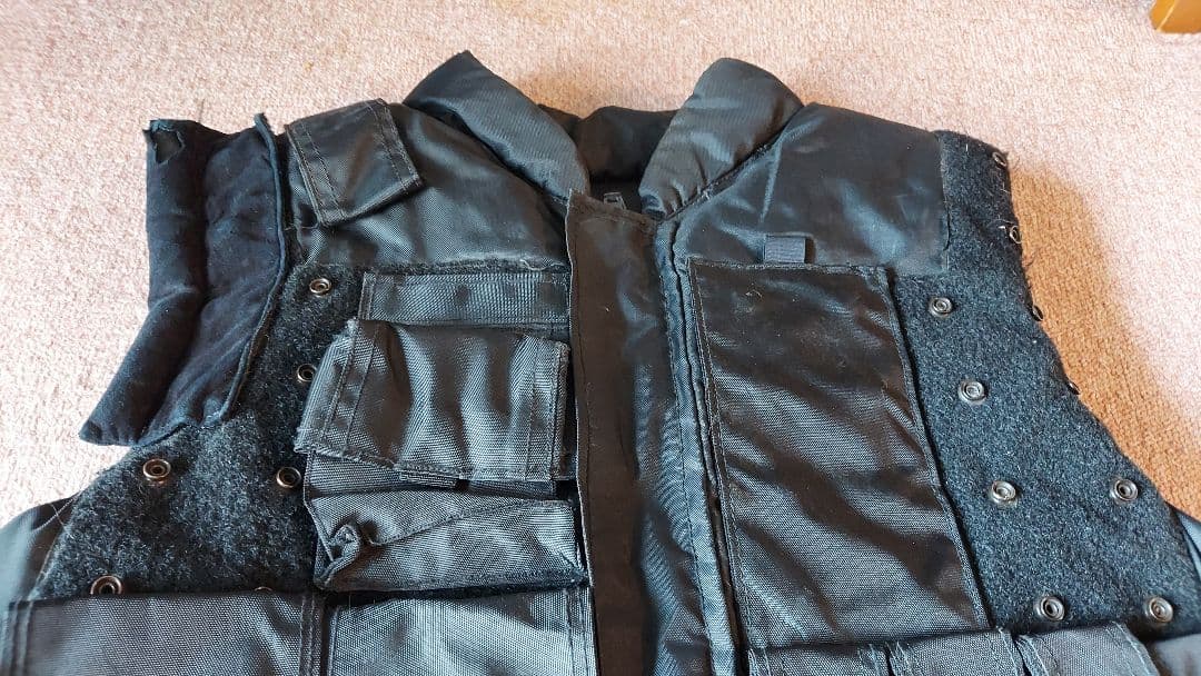 アクセスオーバーシーズ製　SWAT ベスト　値下げ依頼OK