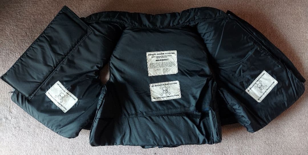 アクセスオーバーシーズ製　SWAT ベスト　値下げ依頼OK