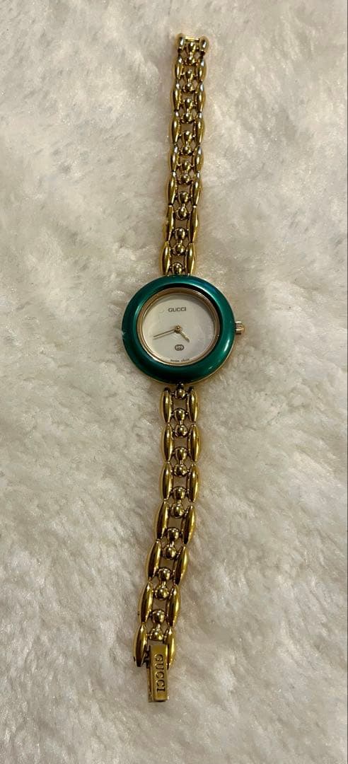 GUCCI カラーベゼル6色つきゴールド腕時計⭐︎ 電池交換済み