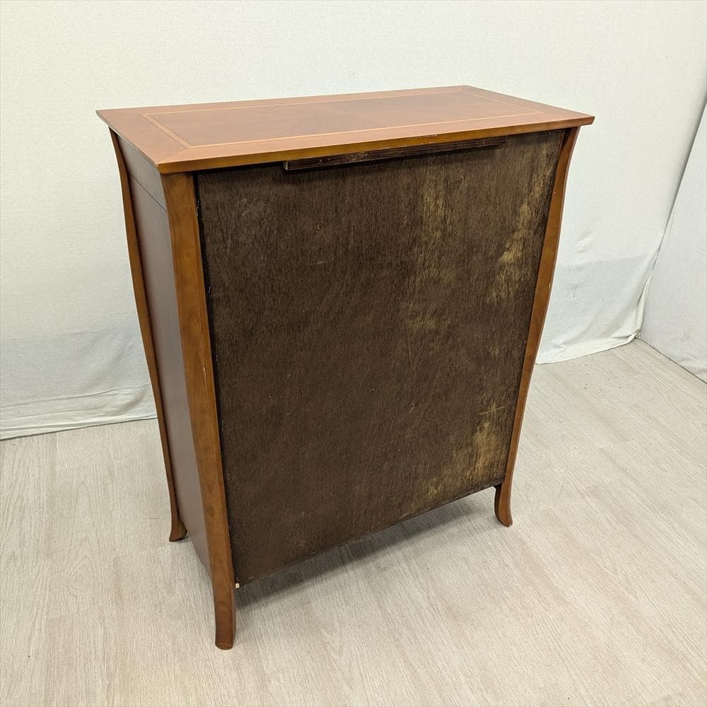 リビングチェスト　タンス　箪笥　チェスト　ハイチェスト　収納　整理　クラッシック