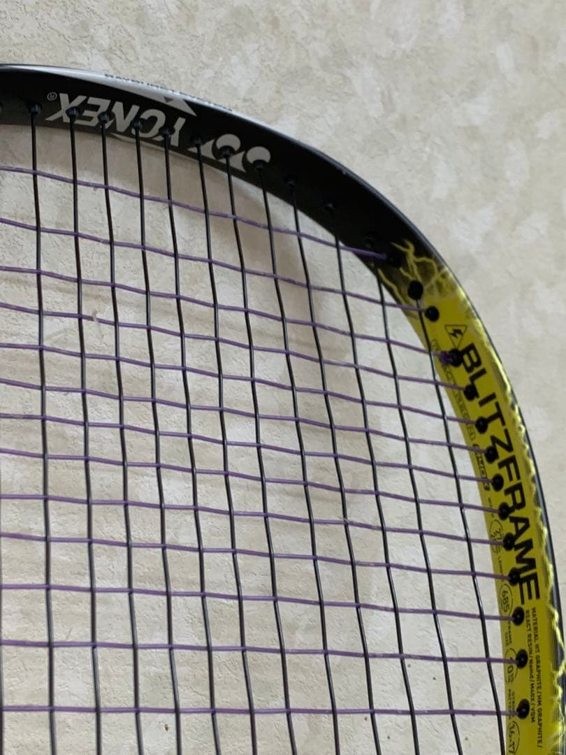 ヨネックス VOLTRAGE 7V テニスラケット 黒/黄 ソフトテニス