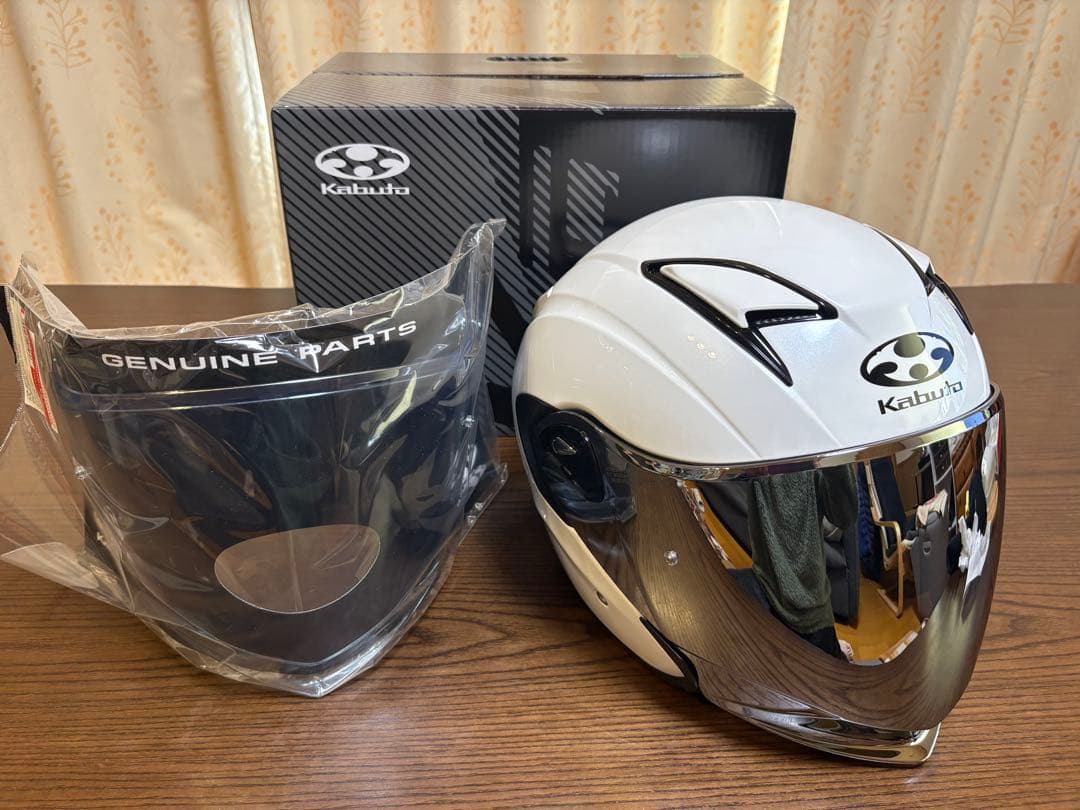 OGKカブトKabutoエクシード2EXCEED2 Sサイズ ミラーシールド付