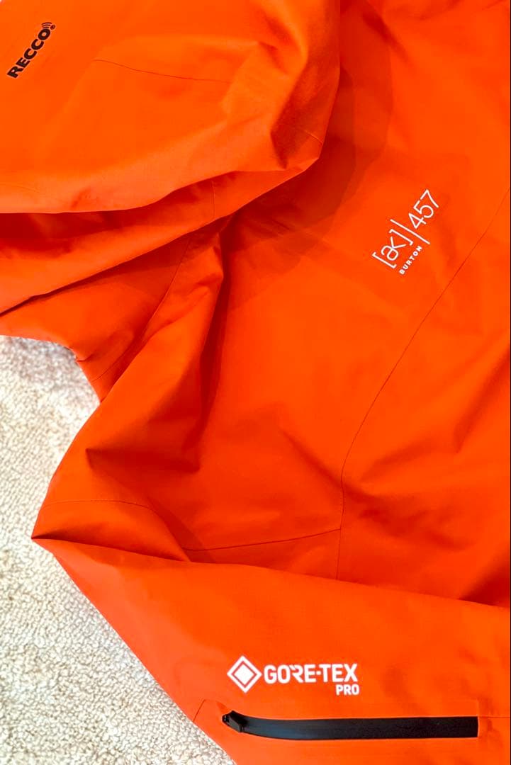 新品Burton ak 457 GORYEX PRO 3L ジャケットM