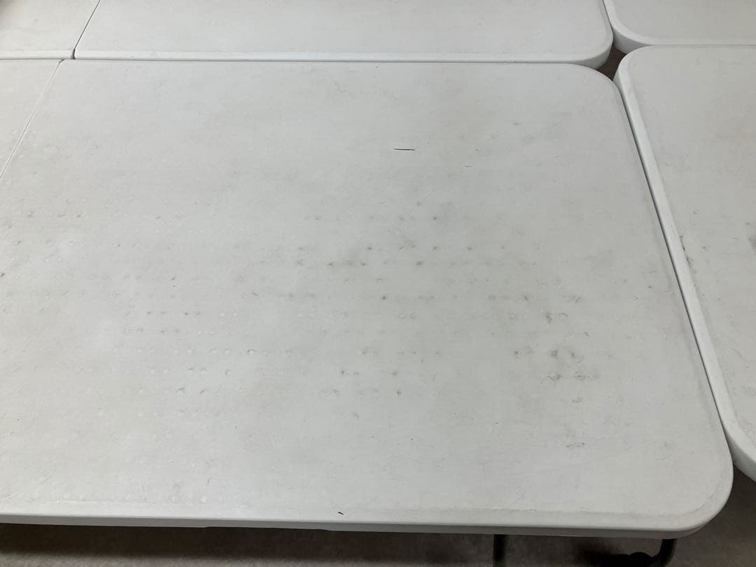 ビート様中古四台 業務用 折りたたみ作業テーブル 180cm 持ち手付 鎌倉引取