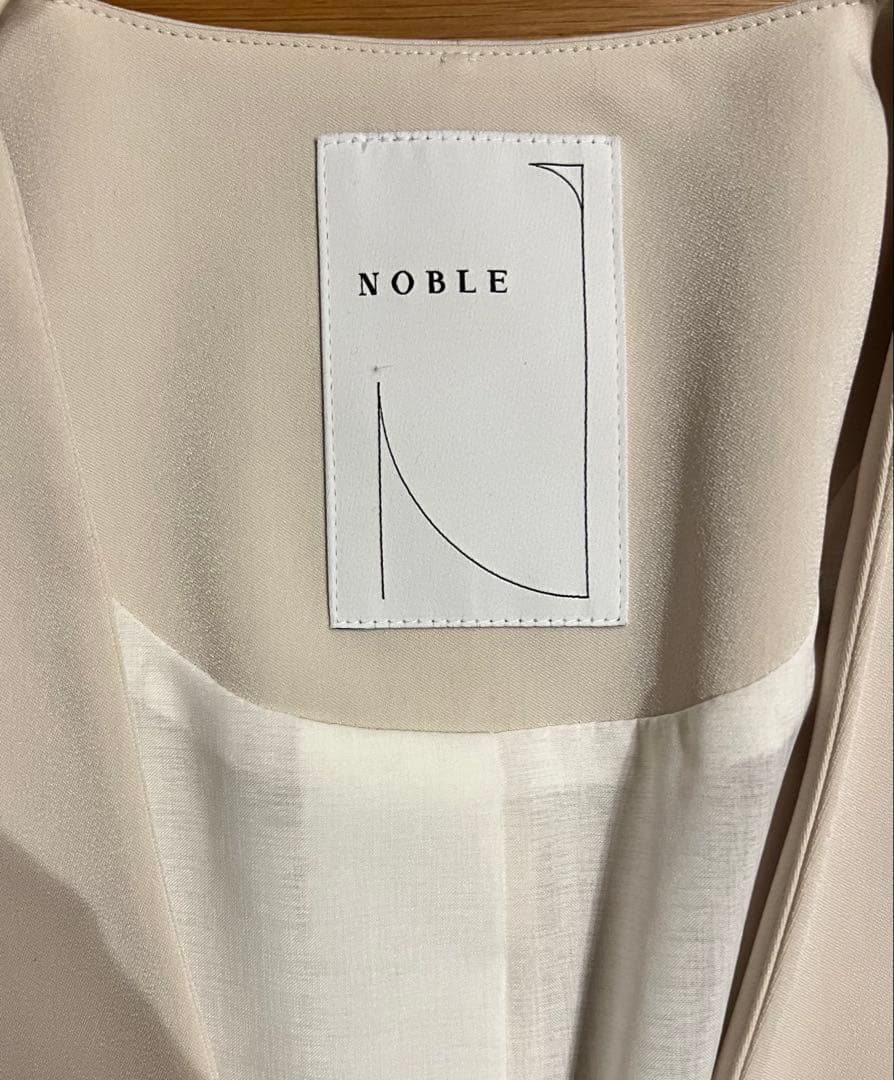 NOBLE スリーブスリットケープジャケット