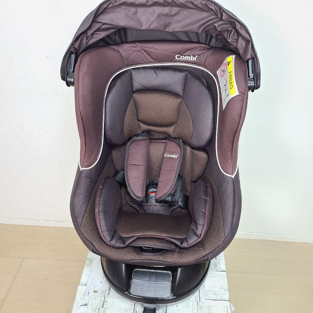 ゆ*様 美品　チャイルドシート　新生児から4才　ジュニアシート　コンビ　ISOF