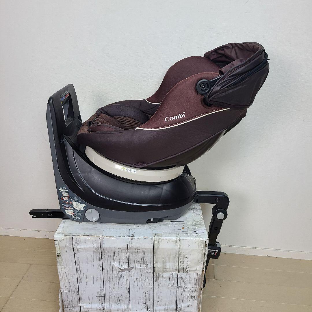 ゆ*様 美品　チャイルドシート　新生児から4才　ジュニアシート　コンビ　ISOF