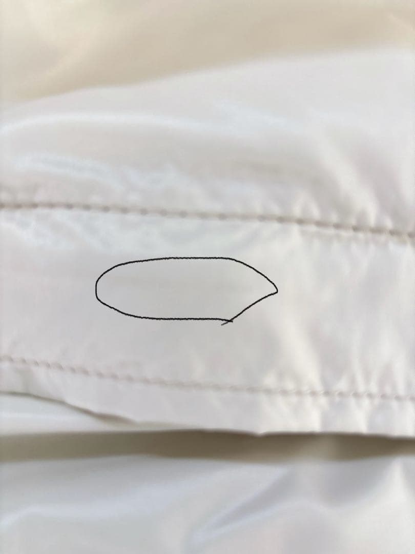 『本日限定』デュベティカ ダウンベスト 40