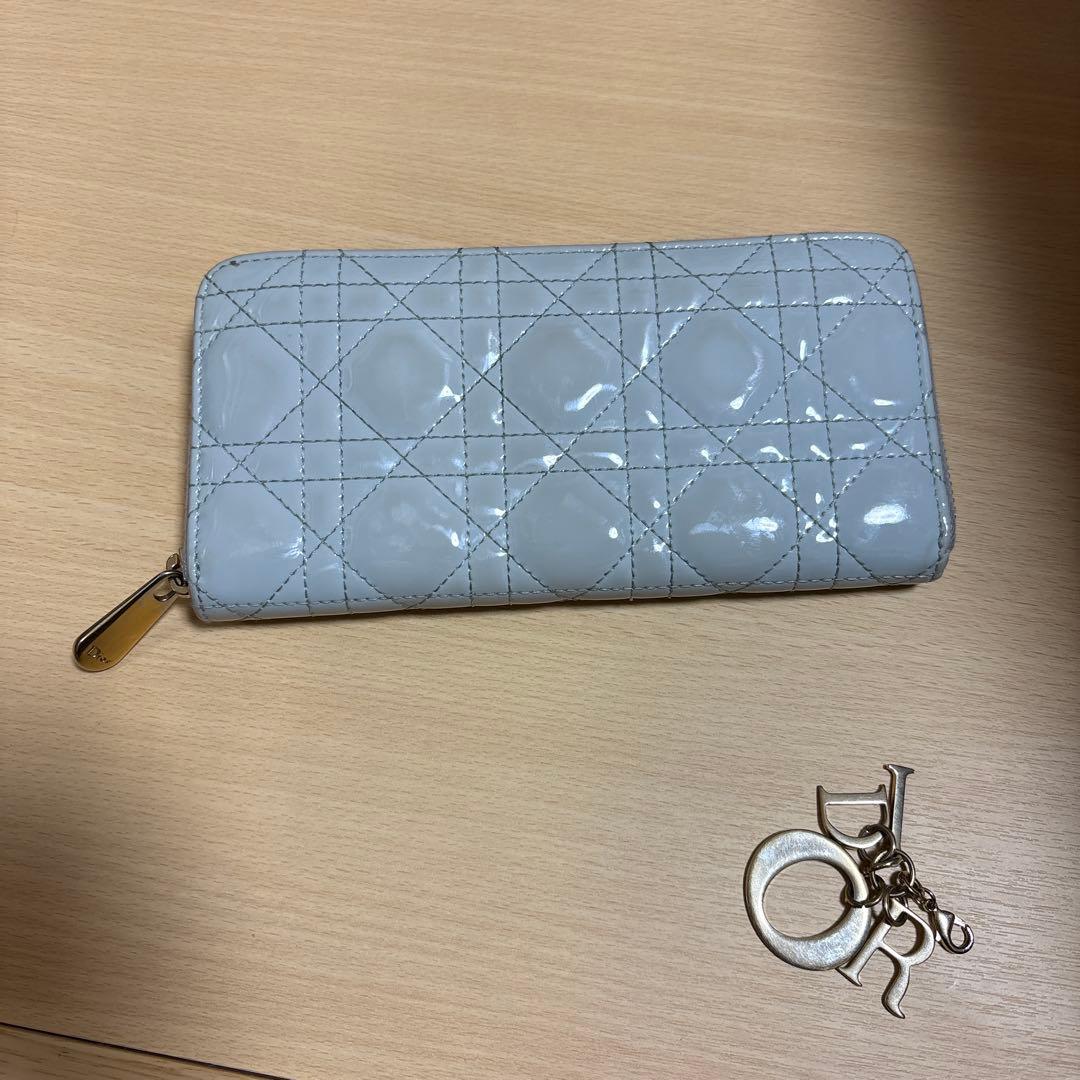 Dior ディオール　 パテントレザー 長財布　水色
