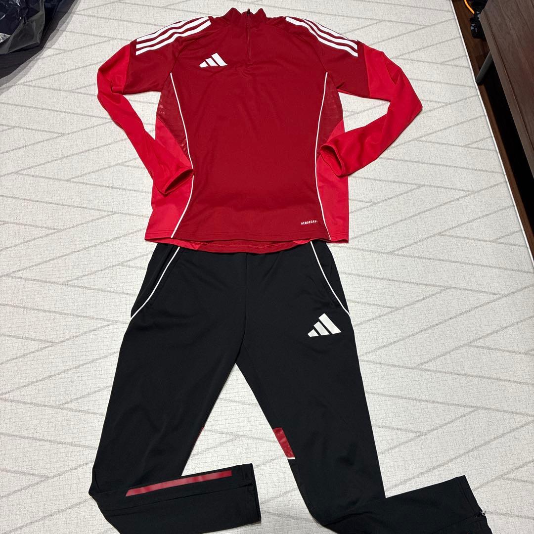 adidas ジャージ上下