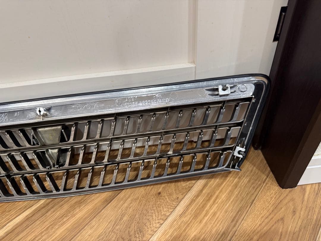 JZX100 チェイサー　ツアラーV純正グリル　希少美品