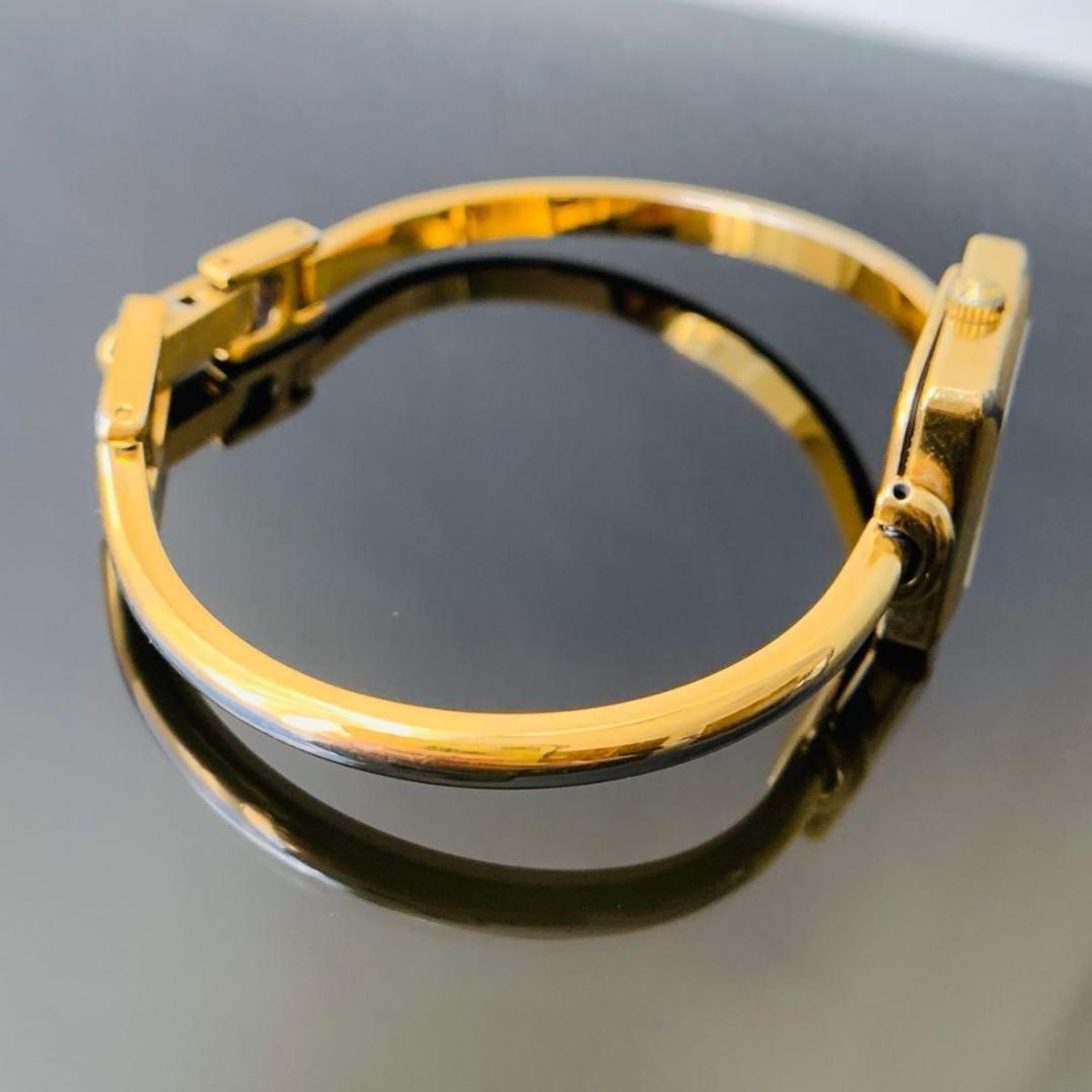 稼働品 グッチ ゴールド ブレスレット バングル ウォッチ 1900l 腕時計