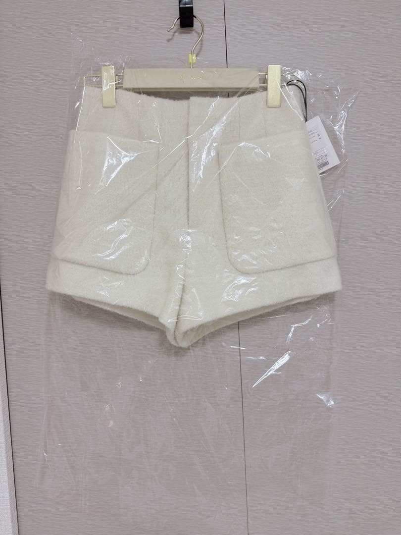 パンツ Twinkle Wool Boucle Shorts herlipto