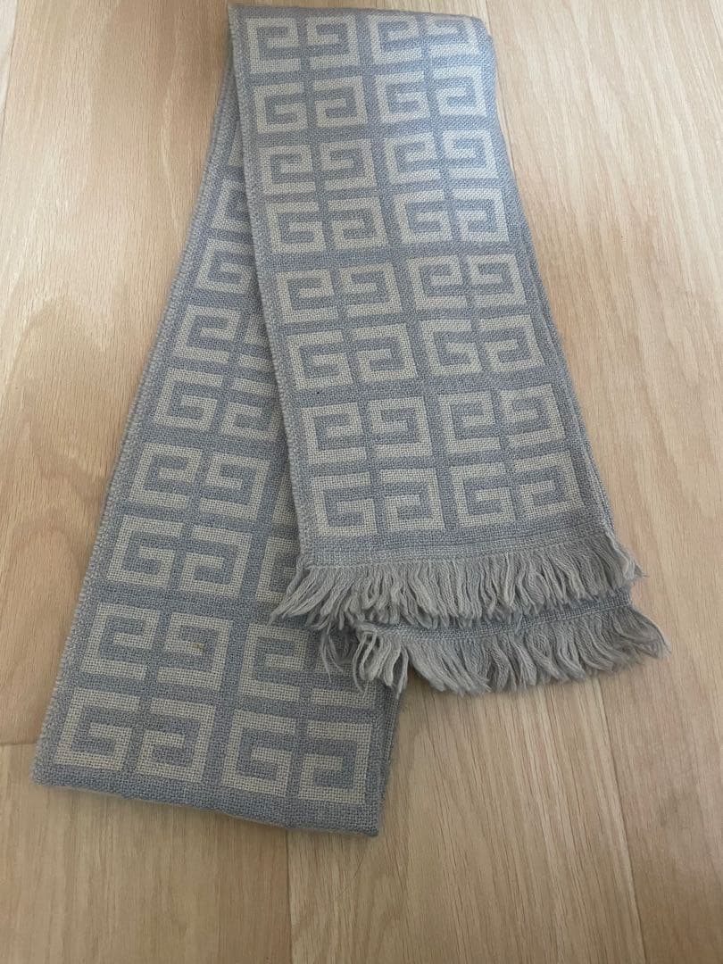 GIVENCHY マフラー