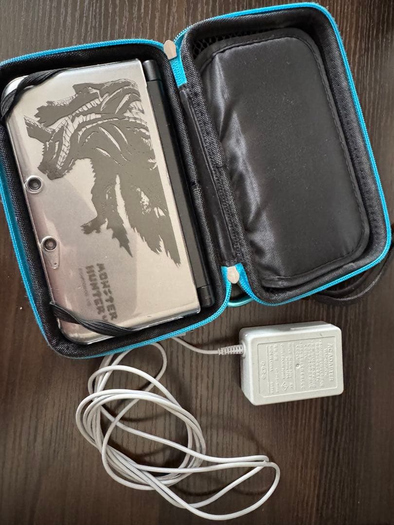 【本日発送】Nintendo 任天堂 ニンテンドー3DS LL 純正充電器