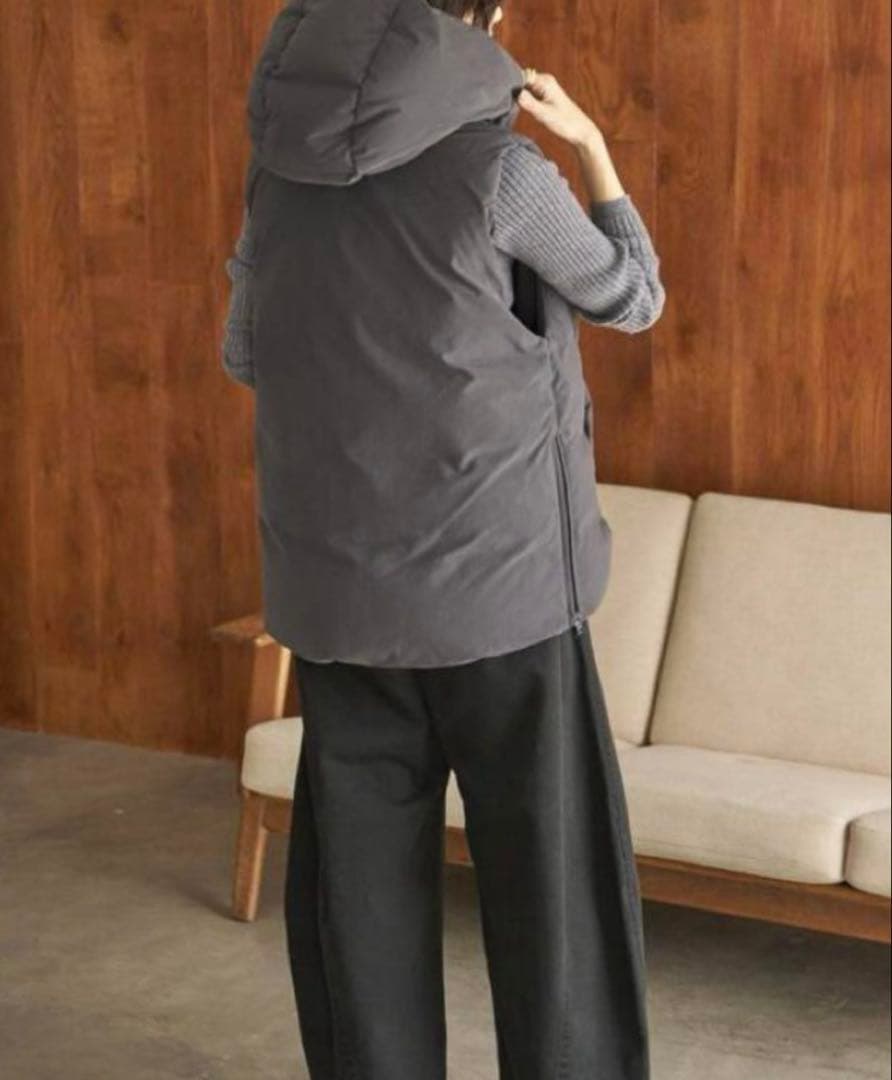 HAKUU plage別注　MID/L ダウンベスト グレー