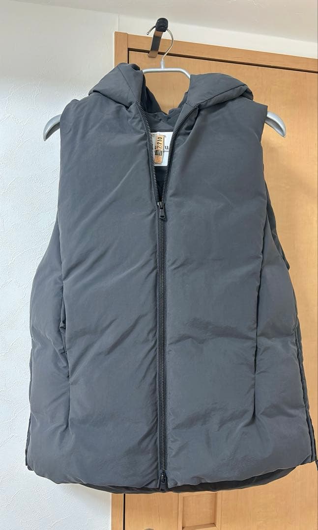 HAKUU plage別注　MID/L ダウンベスト グレー