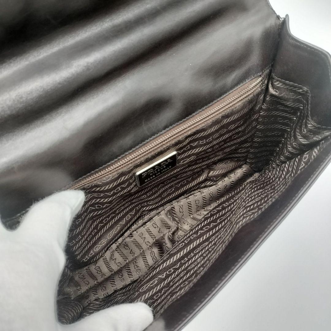 極美品✨プラダ　ショルダーバッグ　レザー　ダークブラウン