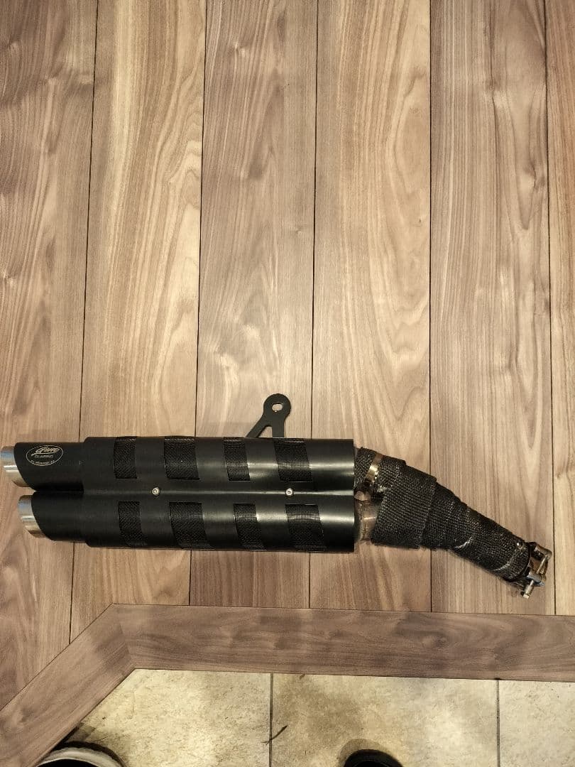 ジェムクラシック、スリップオンマフラー