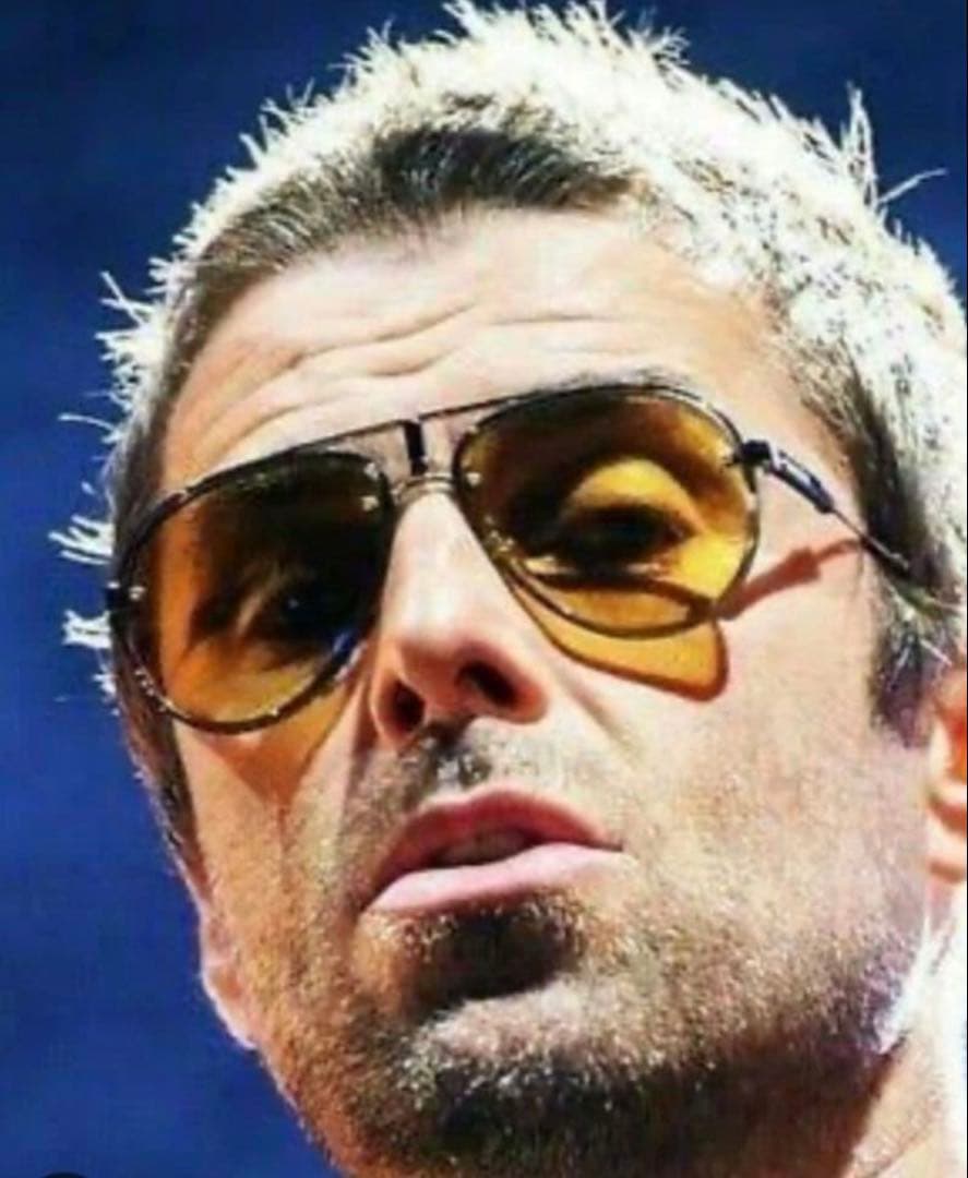 カレラ リアムギャラガー oasis オアシス　liam gallagher