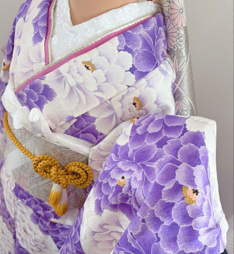 正絹振袖フルセット　牡丹　紫　淡い色　大輪花柄　成人式