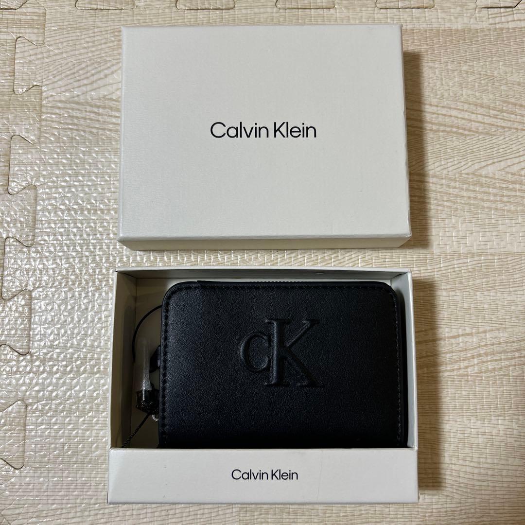 （新品未使用・海外モデル）カルバンクライン　ラウンドジップ財布