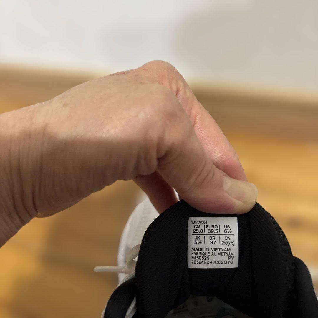 お値下げしました❗️ASICS SKY ELITE FF MT3 1051A081