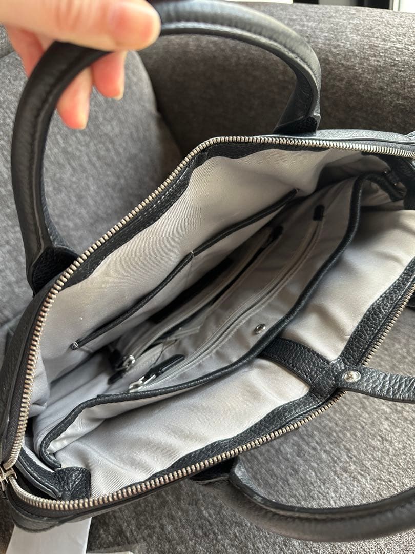 トゥミ TUMI 本革 黒レザー ビジネスリュック バッグ