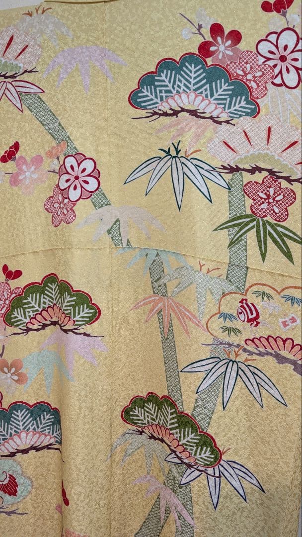 【美品】振袖 花柄 黄色•古典柄 Lサイズ