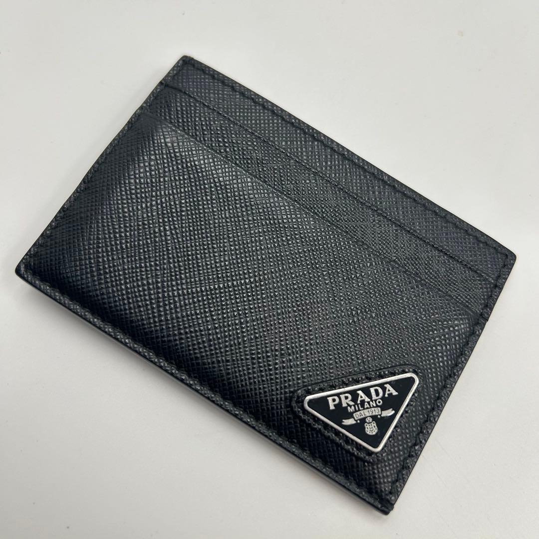 極美品✨RFID✨プラダ マネークリップ カードケース レザー　三角ロゴ　黒