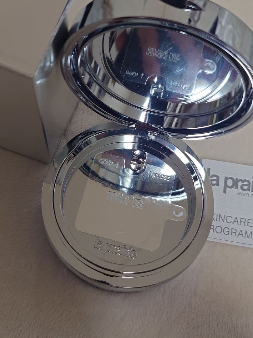 ♡週末値下げ♡ラ・プレリー　ルースパウダー