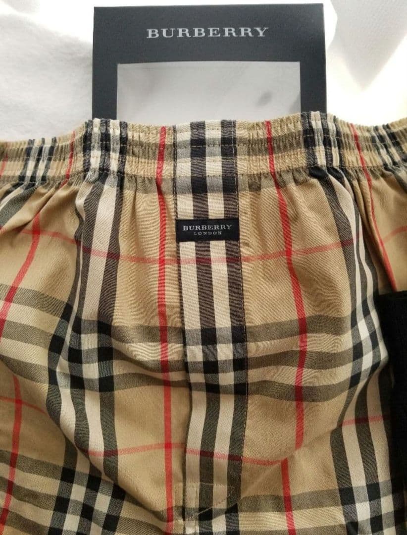 バーバリーアンダーウェア　新品未使用箱付　ノバチェック　ベージュ